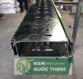 Khay Cáp Mạ Kẽm Nhúng Nóng 200x50x1.2x2500 MM Đục Lỗ