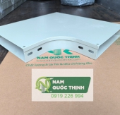 Co Ngang Khay Cáp Sơn Tĩnh Điện 250x50x1.2 MM Kem Nhăn