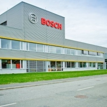 Giai đoạn 4 nhà máy Bosch sử dụng ống thép luồn dây điện EMT Thái Lan Blue Eagle