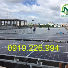 Thanh chống đa năng làm support cho tấm pin mặt trời