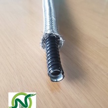 Ống ruột gà thép bọc nhựa bọc lưới inox 304