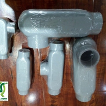 Hộp nối ống thép luồn dây điện trơn EMT, ren IMC